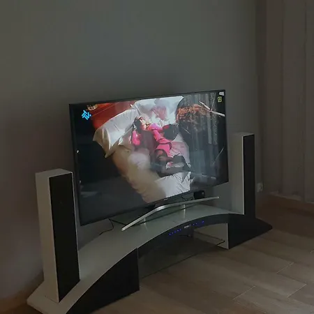 New York Różana 19 * Poznań